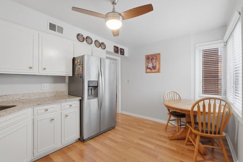 Tiny photo for 2046 Saint Johns Avenue #3E, Highland Park, IL 60035 (MLS # 12673665)