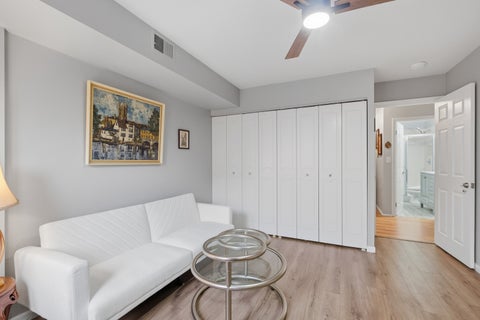 Tiny photo for 2046 Saint Johns Avenue #3E, Highland Park, IL 60035 (MLS # 12673665)