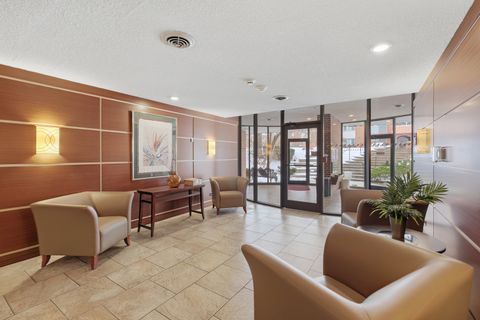 Tiny photo for 2046 Saint Johns Avenue #3E, Highland Park, IL 60035 (MLS # 12673665)