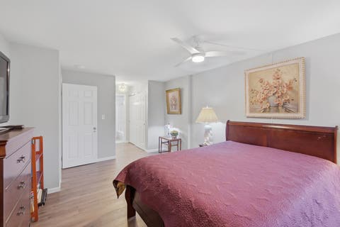 Tiny photo for 2046 Saint Johns Avenue #3E, Highland Park, IL 60035 (MLS # 12673665)