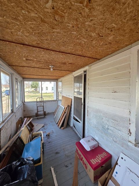 Tiny photo for 2313 N 7th Street, Clinton, IA 52732 (MLS # 12602319)