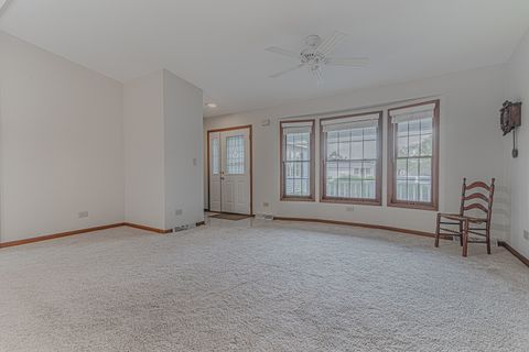 Tiny photo for 9 Derby Court, Grayslake, IL 60030 (MLS # 12479495)