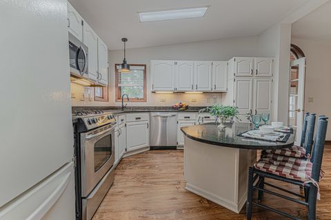 Tiny photo for 9 Derby Court, Grayslake, IL 60030 (MLS # 12479495)