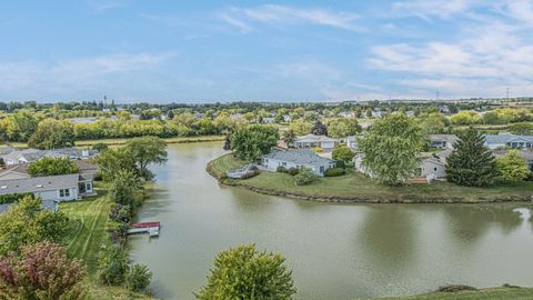 Tiny photo for 9 Derby Court, Grayslake, IL 60030 (MLS # 12479495)