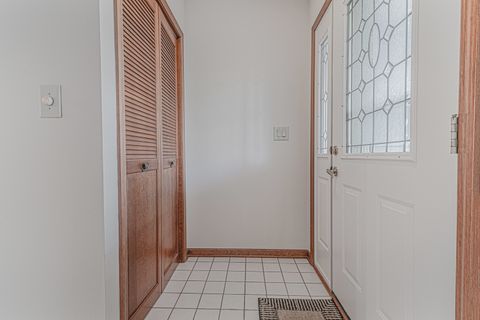 Tiny photo for 9 Derby Court, Grayslake, IL 60030 (MLS # 12479495)