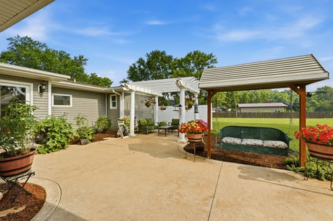 Tiny photo for 32 E Rickard Drive, Oswego, IL 60543 (MLS # 12706835)