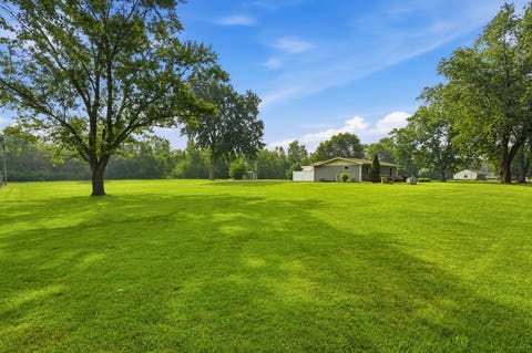 Tiny photo for 32 E Rickard Drive, Oswego, IL 60543 (MLS # 12706835)