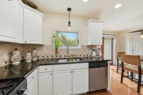 Tiny photo for 32 E Rickard Drive, Oswego, IL 60543 (MLS # 12706835)