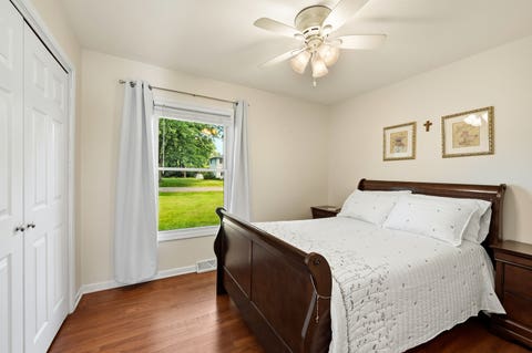 Tiny photo for 32 E Rickard Drive, Oswego, IL 60543 (MLS # 12706835)