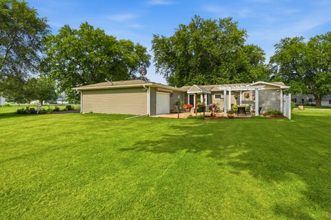 Tiny photo for 32 E Rickard Drive, Oswego, IL 60543 (MLS # 12706835)
