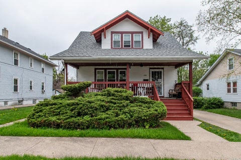 Photo of 586 Sunderlin Street, Waukegan, IL 60085 (MLS # 12745676)