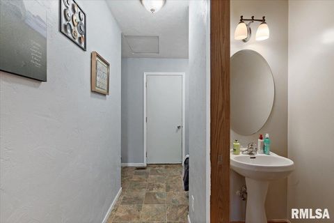 Tiny photo for 525 3RD Avenue, Hampton, IL 61256 (MLS # QC4268044)