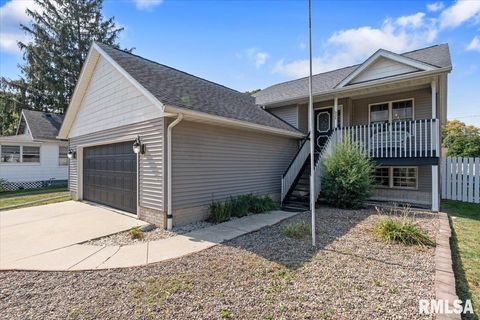 Photo of 525 3RD Avenue, Hampton, IL 61256 (MLS # QC4268044)