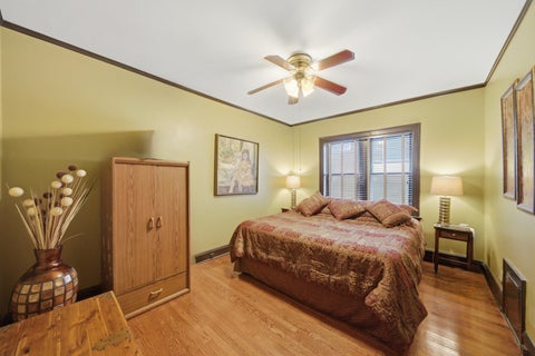 Tiny photo for 408 S Austin Boulevard #2N, Oak Park, IL 60304 (MLS # 12746853)