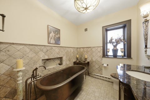 Tiny photo for 408 S Austin Boulevard #2N, Oak Park, IL 60304 (MLS # 12746853)