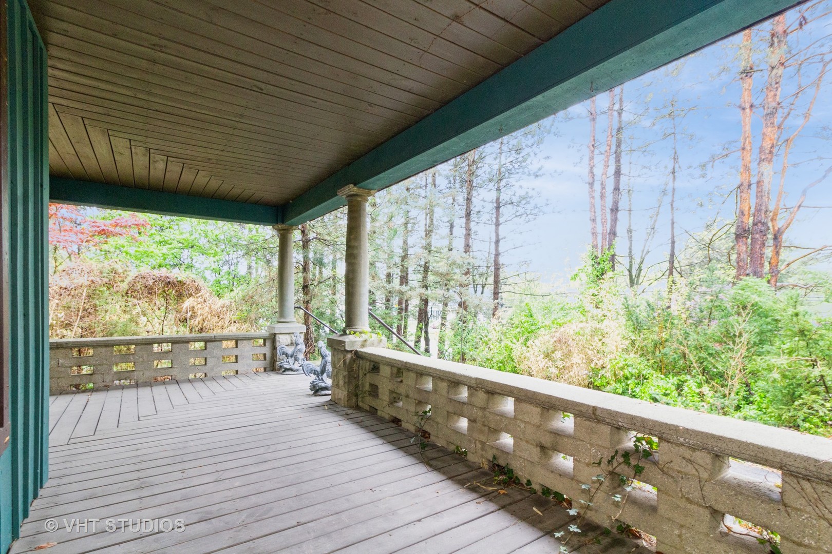 300 N River Road
