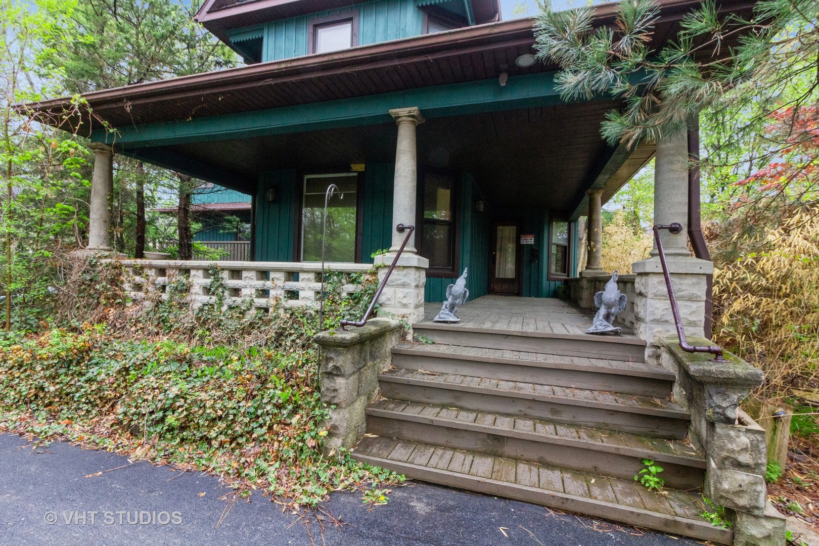 300 N River Road