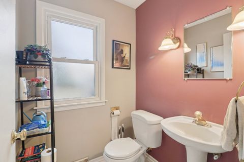 Tiny photo for 610 Maple Drive, Buffalo Grove, IL 60089 (MLS # 12519340)