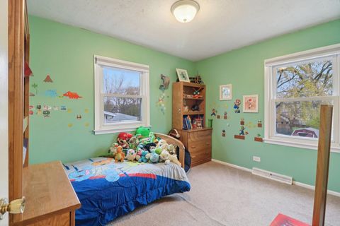 Tiny photo for 610 Maple Drive, Buffalo Grove, IL 60089 (MLS # 12519340)