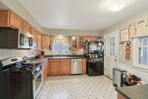 Tiny photo for 610 Maple Drive, Buffalo Grove, IL 60089 (MLS # 12519340)