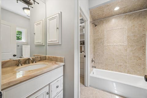 Tiny photo for 28 S Adams Street, Hinsdale, IL 60521 (MLS # 12696455)