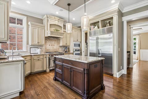 Tiny photo for 28 S Adams Street, Hinsdale, IL 60521 (MLS # 12696455)