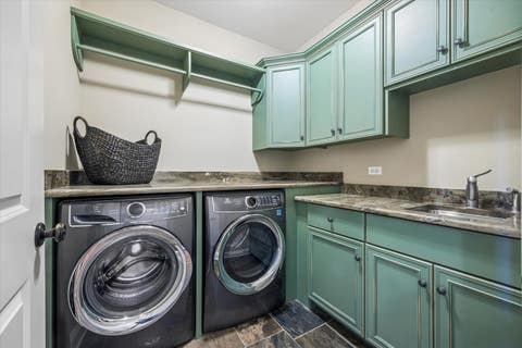 Tiny photo for 28 S Adams Street, Hinsdale, IL 60521 (MLS # 12696455)