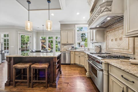 Tiny photo for 28 S Adams Street, Hinsdale, IL 60521 (MLS # 12696455)