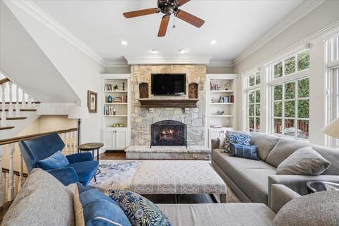 Tiny photo for 28 S Adams Street, Hinsdale, IL 60521 (MLS # 12696455)