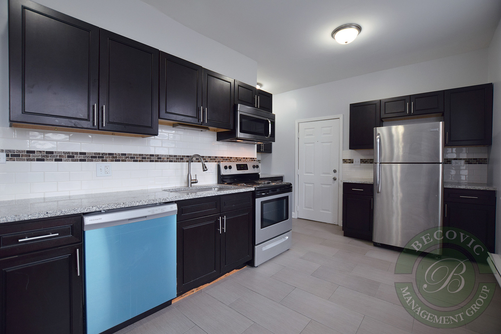 3635 W Dickens Avenue 3B