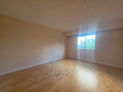 Tiny photo for 375 Plum Creek Drive #103, Wheeling, IL 60090 (MLS # 12683874)