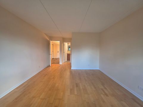Tiny photo for 375 Plum Creek Drive #103, Wheeling, IL 60090 (MLS # 12683874)