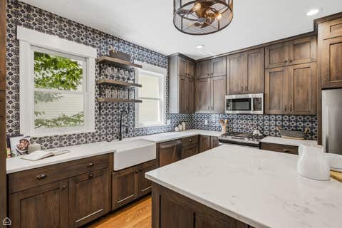 Tiny photo for 3757 N Bosworth Avenue, Chicago, IL 60613 (MLS # 12714420)