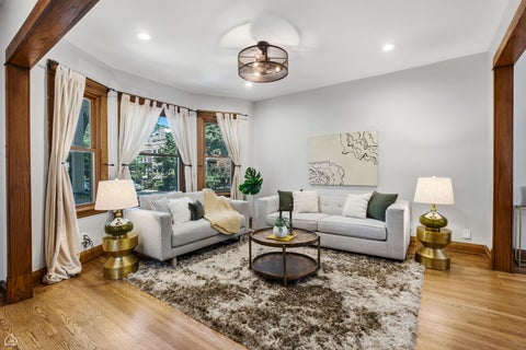 Tiny photo for 3757 N Bosworth Avenue, Chicago, IL 60613 (MLS # 12714420)