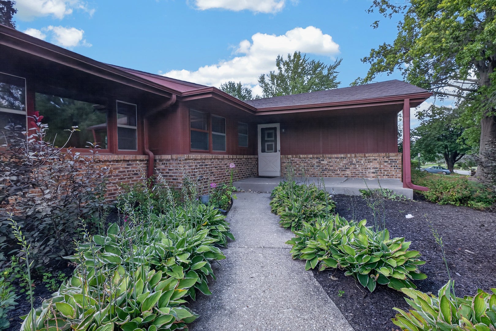 1112 Prestwick Parkway