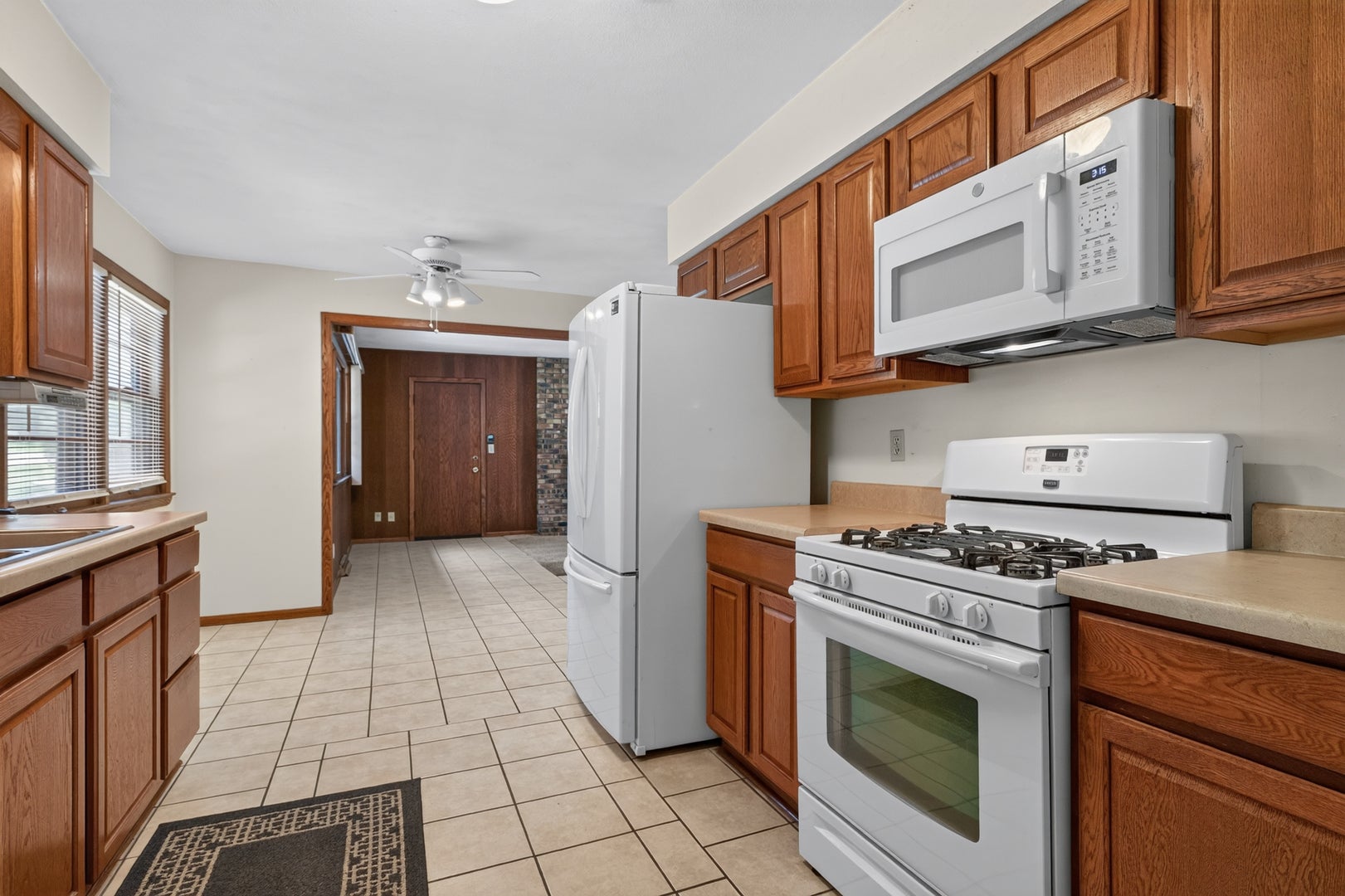 1112 Prestwick Parkway