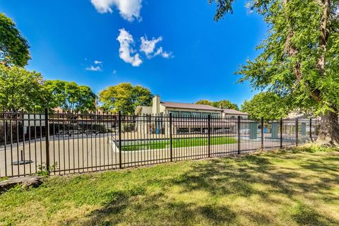 A home in Mount Prospect