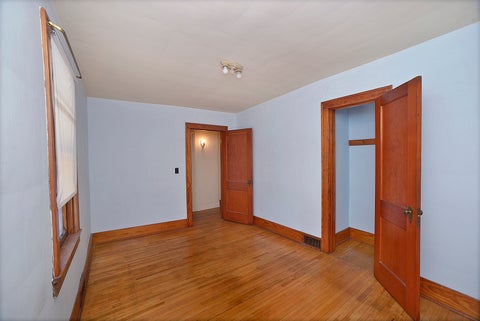 Tiny photo for 911 Illinois Avenue, Ottawa, IL 61350 (MLS # 12725436)