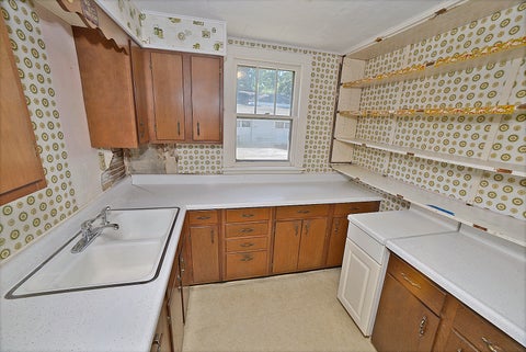 Tiny photo for 911 Illinois Avenue, Ottawa, IL 61350 (MLS # 12725436)