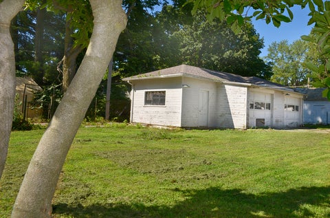 Tiny photo for 911 Illinois Avenue, Ottawa, IL 61350 (MLS # 12725436)