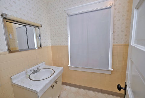Tiny photo for 911 Illinois Avenue, Ottawa, IL 61350 (MLS # 12725436)