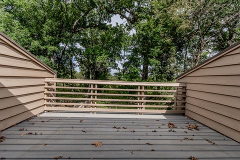Tiny photo for 1441 Fox Lane #10F, Hinsdale, IL 60521 (MLS # 12753058)