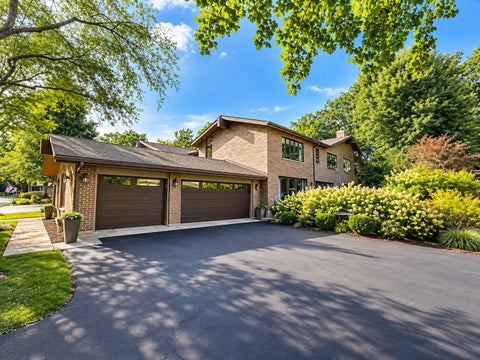 Tiny photo for 1441 Fox Lane #10F, Hinsdale, IL 60521 (MLS # 12753058)