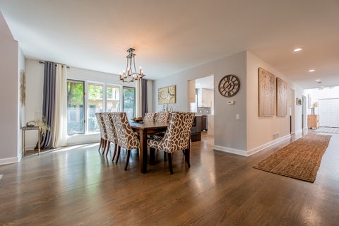 Tiny photo for 1441 Fox Lane #10F, Hinsdale, IL 60521 (MLS # 12753058)