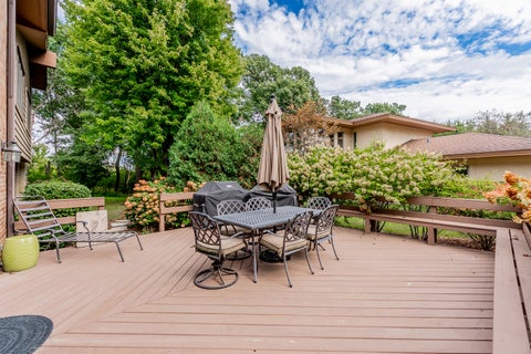 Tiny photo for 1441 Fox Lane #10F, Hinsdale, IL 60521 (MLS # 12753058)