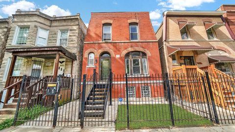 624 N Spaulding Avenue Chicago IL 60624