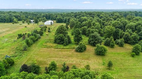 Tiny photo for 354 E 1000 N, La Porte, IN 46350 (MLS # 12127437)