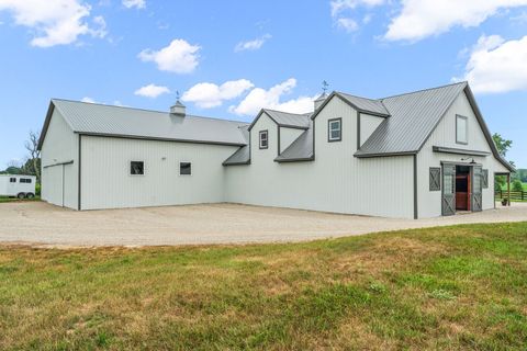 Tiny photo for 354 E 1000 N, La Porte, IN 46350 (MLS # 12127437)