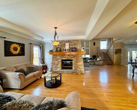 Tiny photo for 3805 Gladstone Drive, Naperville, IL 60565 (MLS # 12640257)