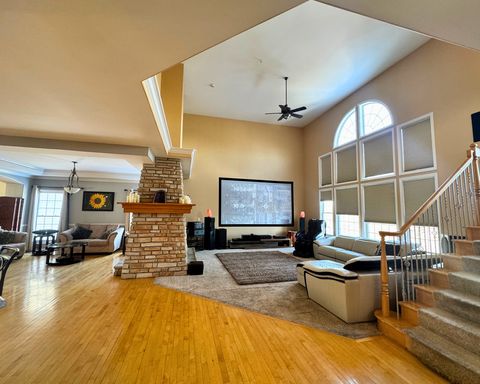 Tiny photo for 3805 Gladstone Drive, Naperville, IL 60565 (MLS # 12640257)